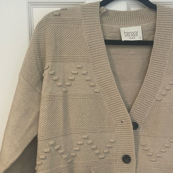 Benaar LA - Tan Cardigan - Picture 1 of 6